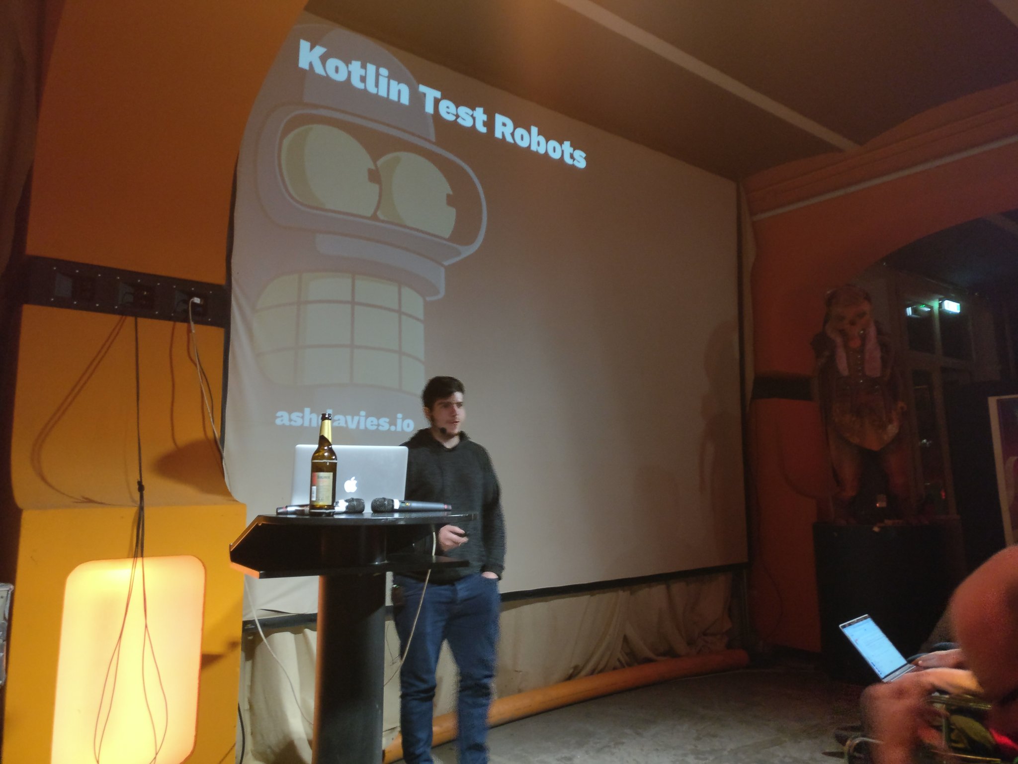 Berlindroid: Kotlin Test Robots