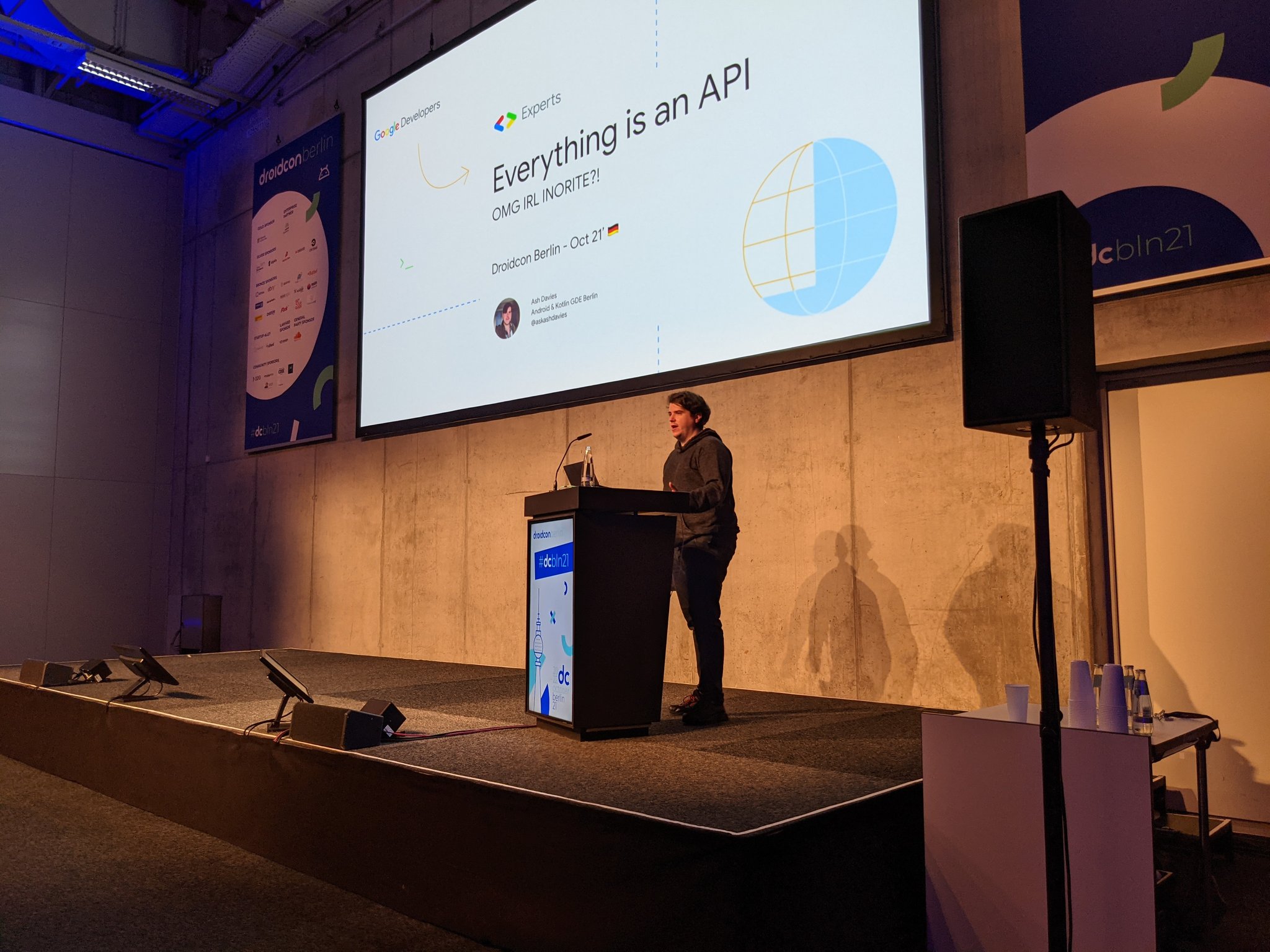 Droidcon Berlin: Everything is an API